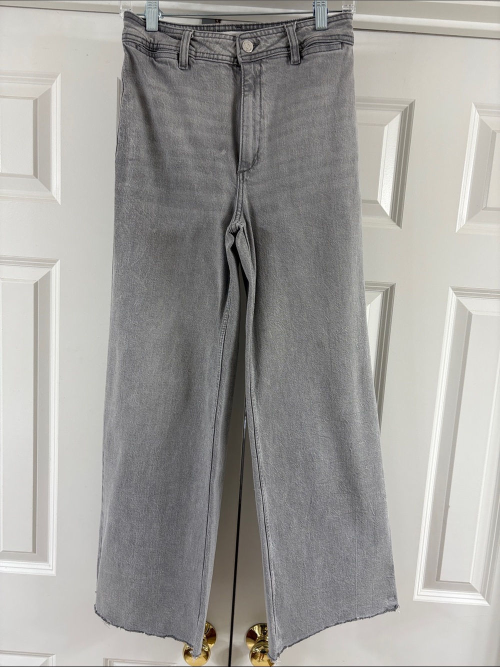 Mango MNG Catherine Culotte Jeans. Light Gray Color. Size 36/4.